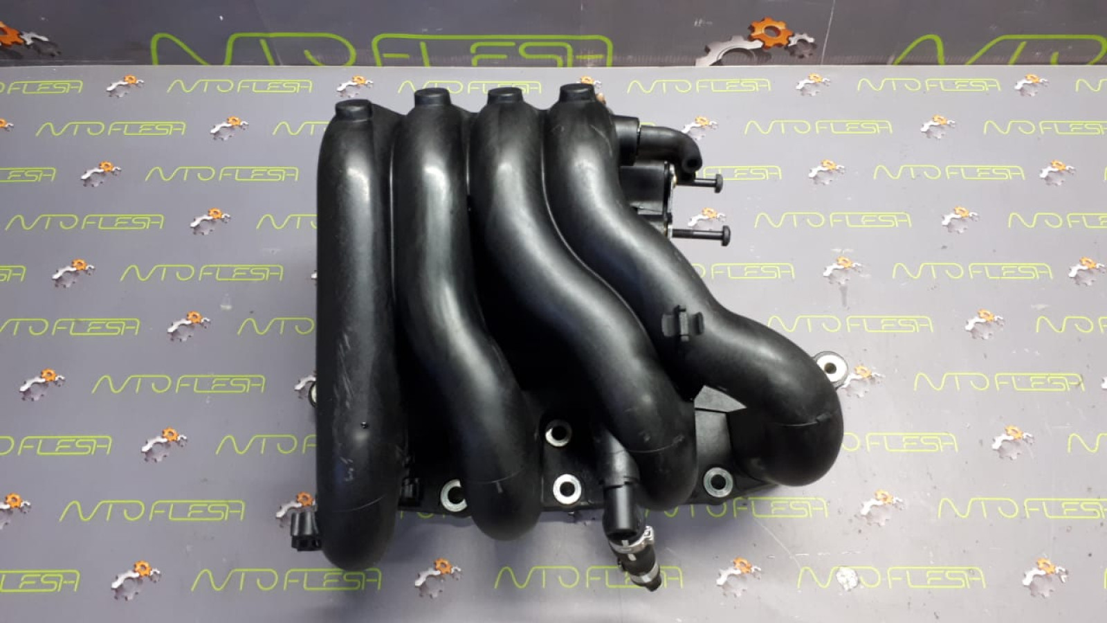 Б/у коллектор впускной 7700870201/ 7700875337 1.4/ 1.6 для Renault Clio II/ Kangoo