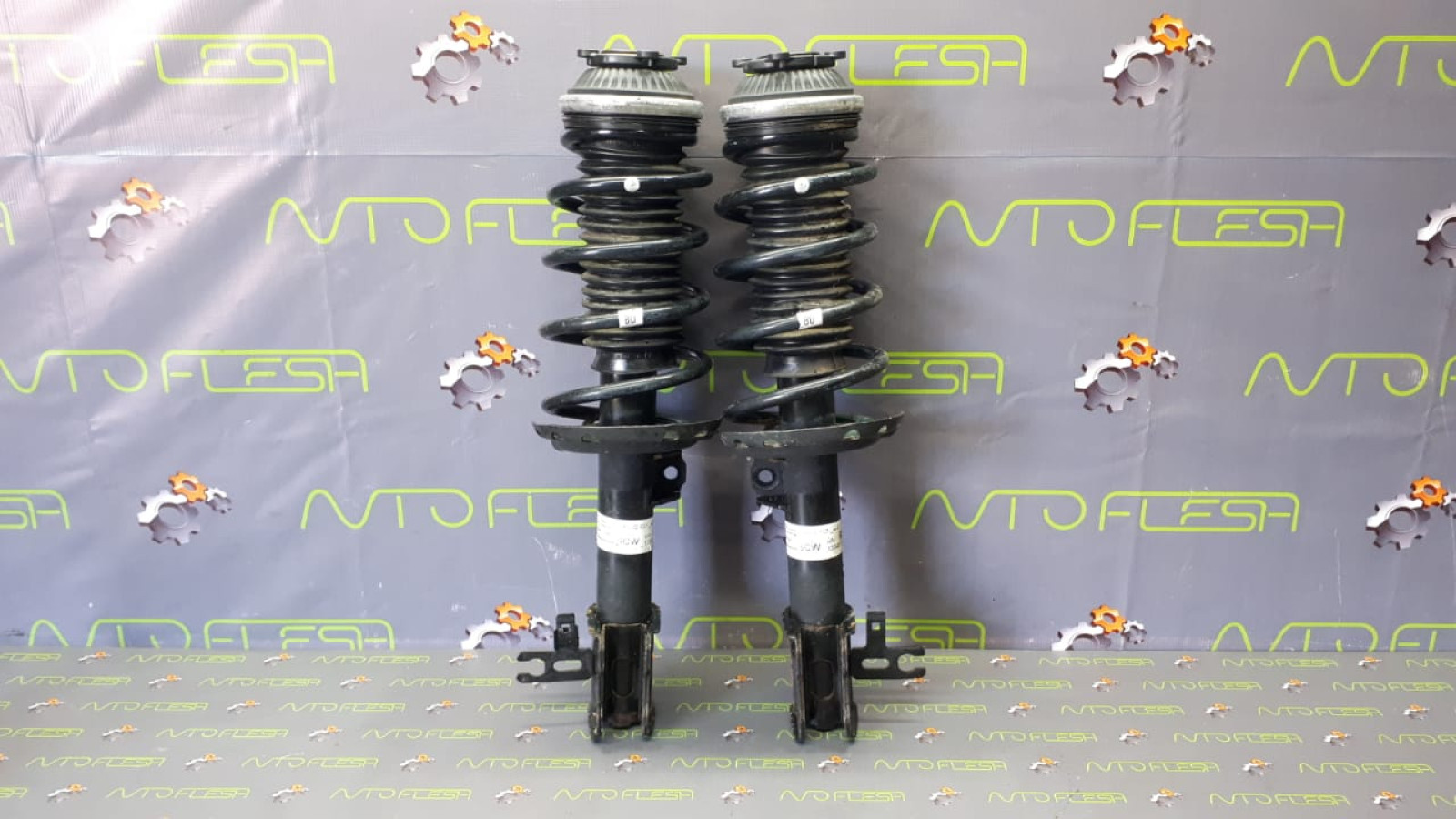 Б/у амортизатор передний 368135153/ 13182441 для Opel Astra/ Combo/ Corsa/ Meriva/ Zafira B
