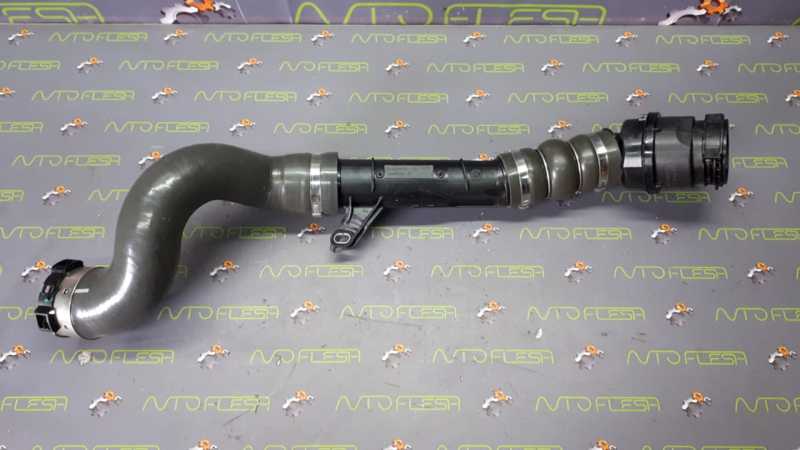 Б/у патрубок интеркулера 144608356R 1.5 dCi для Mercedes Citan/ Renault Kangoo Б/у патрубок интеркулера 144608356R 1.5 dCi для Mercedes Citan/ Renault Kangoo