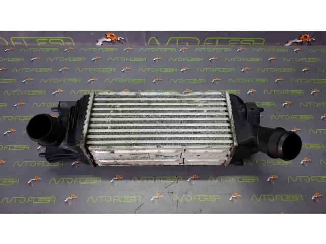 Б/у радиатор интеркуллера 9645682880, Valeo для Citroen C5/ Peugeot 407 Б/у радиатор интеркуллера 9645682880, Valeo для Citroen C5/ Peugeot 407