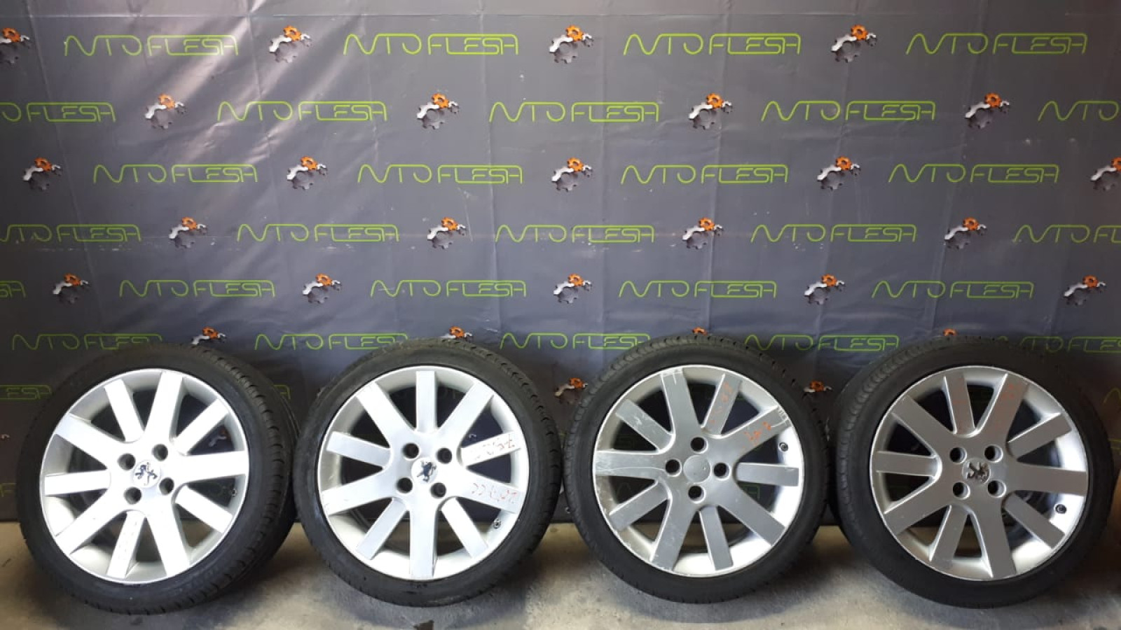 Б/у диски Hockenheim ET26, 4x108, R17 с резиной лето 205/ 45 для Peugeot 207/ 307/ 308/ 407