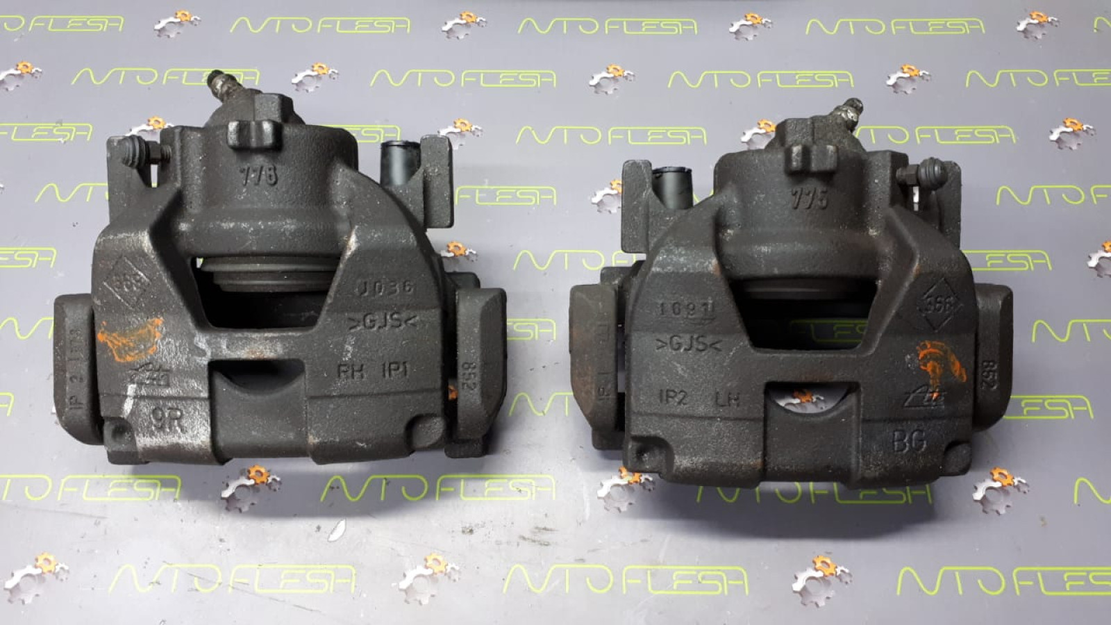 Б/у суппорт передний 410010001R/ 410110001R для Renault Laguna III/ Latitude/ Megane III/ Scenic III Б/у суппорт передний 410010001R/ 410110001R для Renault Laguna III/ Latitude/ Megane III/ Scenic III