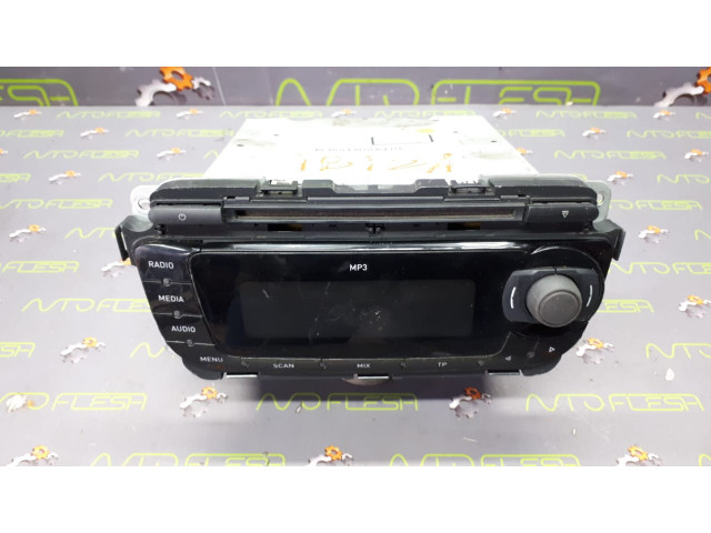 Б/у магнитола штатная 6J0035153B CD-radio, Mp3 для Seat Ibiza IV