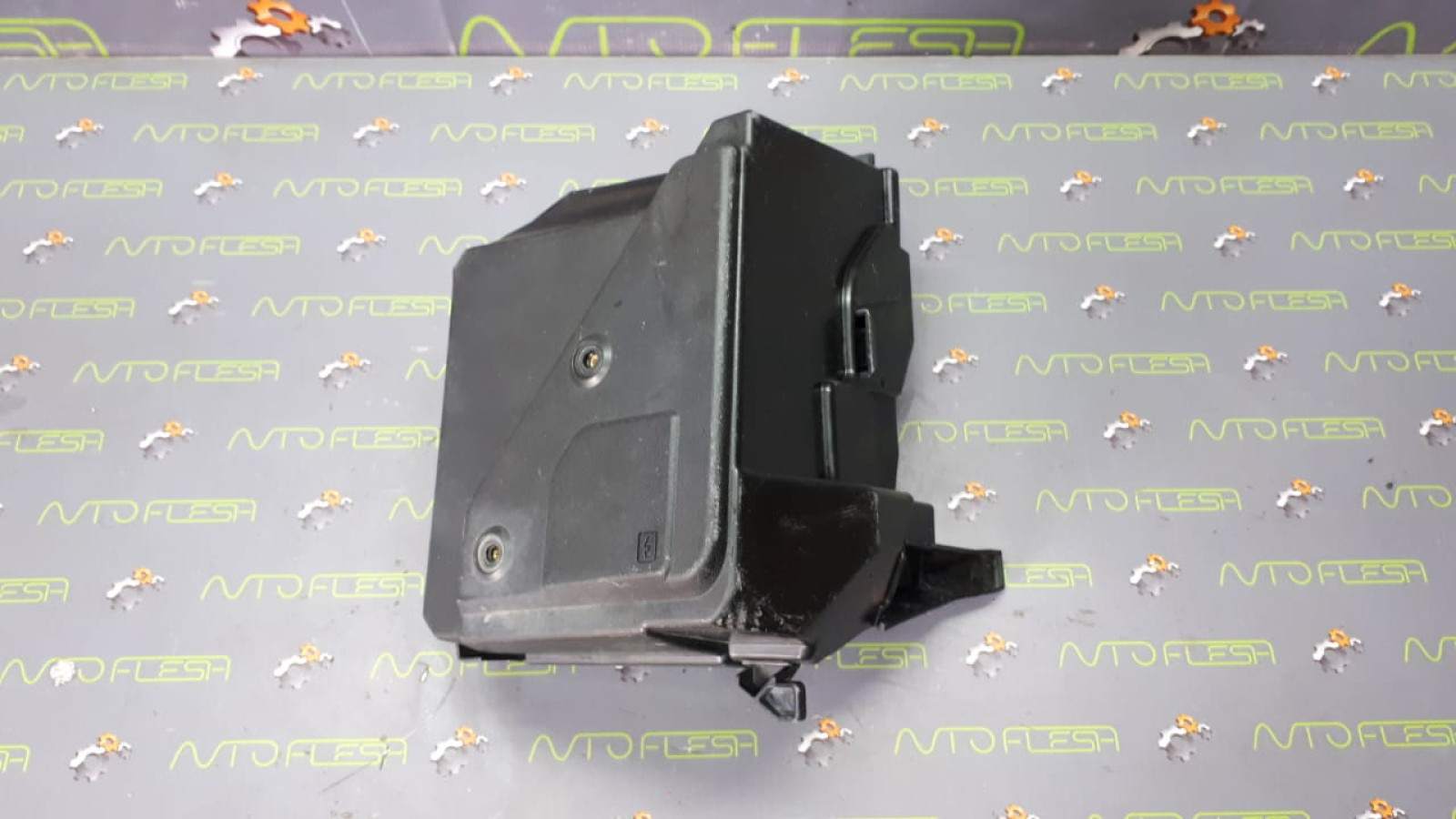 Б/у корпус блока предохранителей 8200356339/ 8200356340 для Renault Megane II/ Scenic II