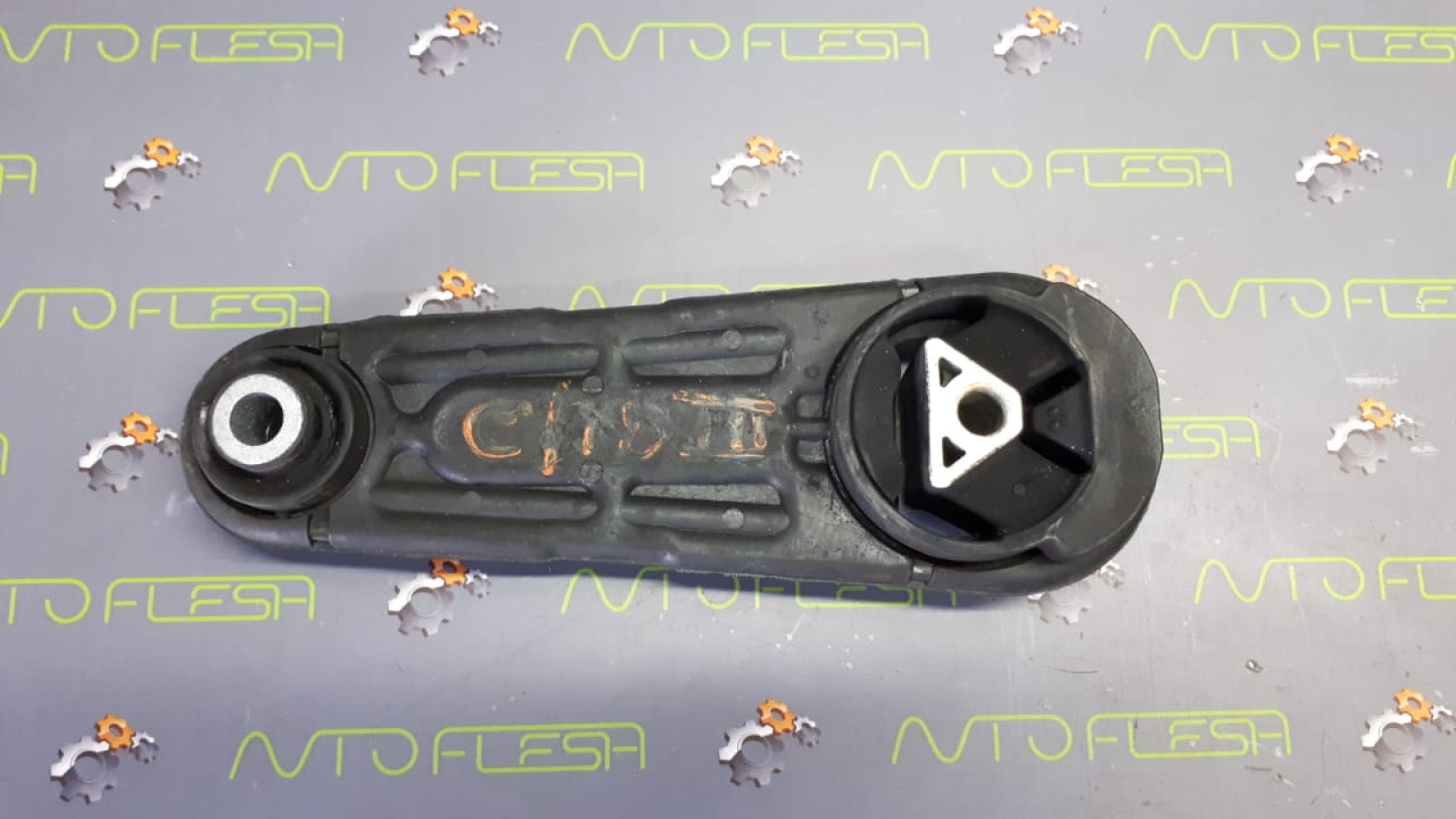 Б/у подушка двигателя 8200338385 для Dacia/ Nissan/ Renault