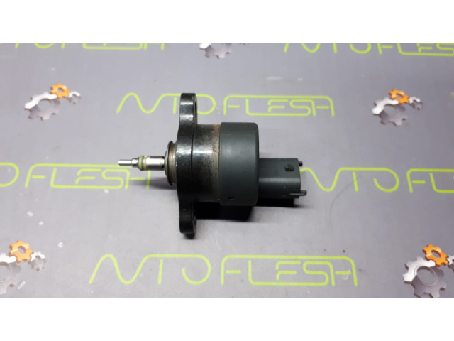 Б/у клапан давления топлива в ТНВД 0281002483 для Renault Espace III/ Kangoo/ Laguna II/ Megane I/ Scenic I