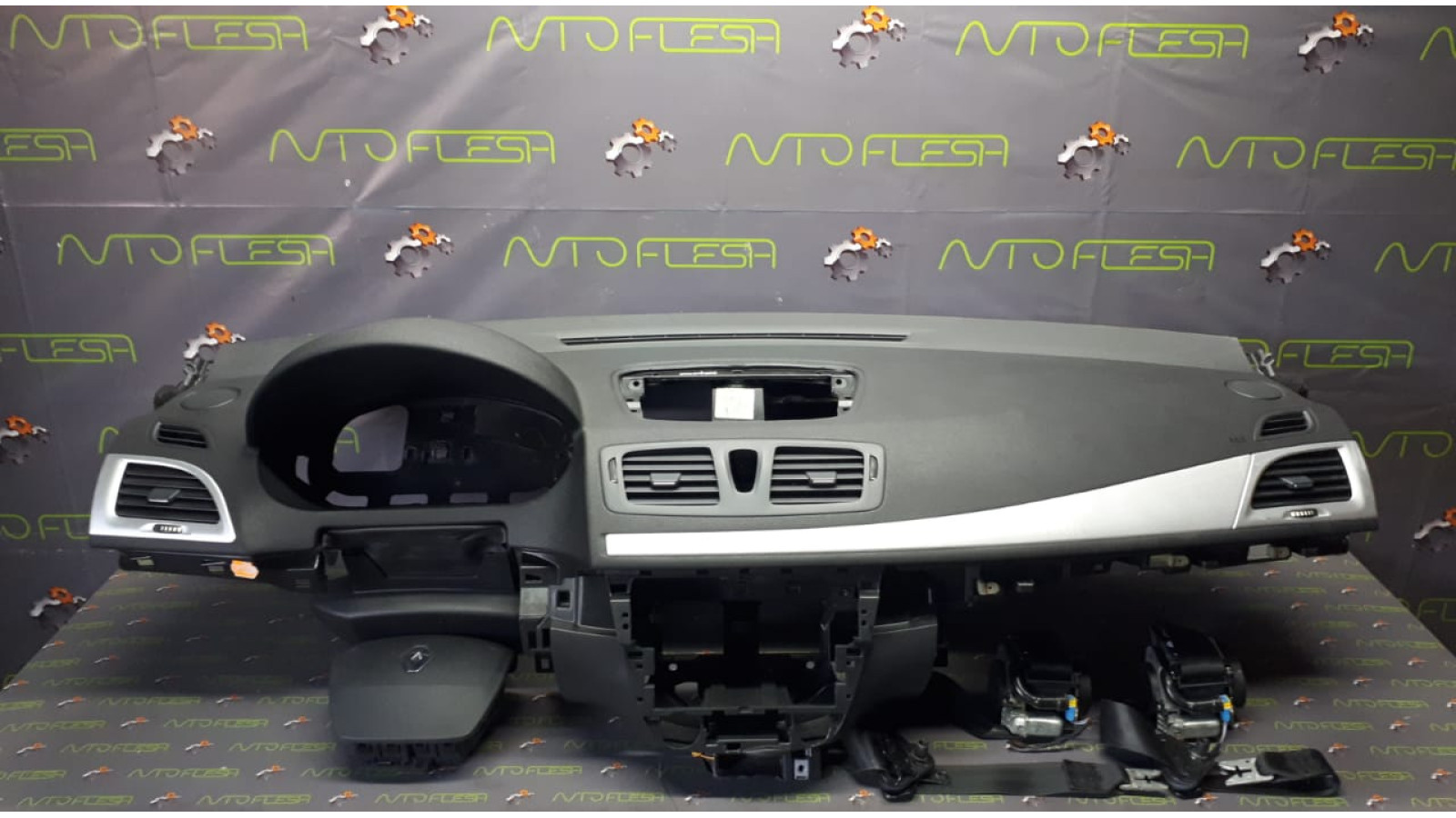 Б/у комплект безопасности 681000020R, 985100007R, 985250003R для Renault Megane III Б/у комплект безопасности 681000020R, 985100007R, 985250003R для Renault Megane III