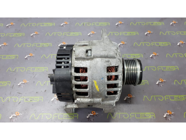 Б/у генератор 8200054588/ SG10B019, 120A/ 14V для Renault/ Volvo