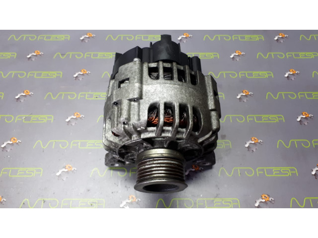 Б/у генератор 8200810621/ 2605647D для Dacia/ Renault Б/у генератор 8200810621/ 2605647D для Dacia/ Renault