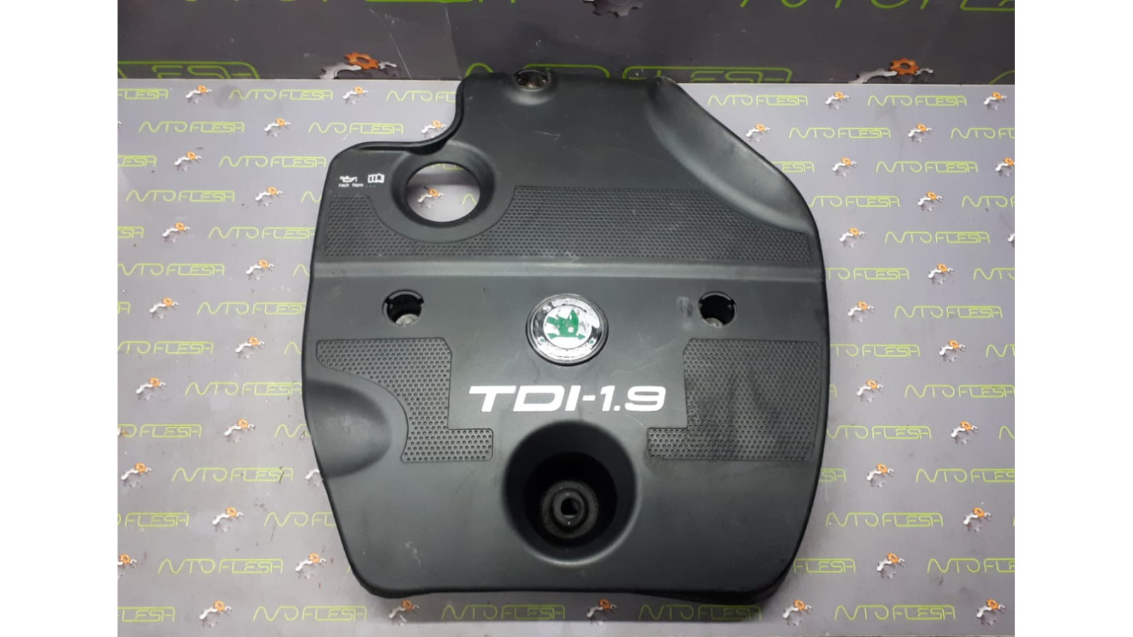 Б/у крышка мотора 1.9tdi 038103935 A+B для Seat Leon-Toledo II/ Skoda Octavia I/ Volkswagen Golf IV Б/у крышка мотора 1.9tdi 038103935 A+B для Seat Leon-Toledo II/ Skoda Octavia I/ Volkswagen Golf IV