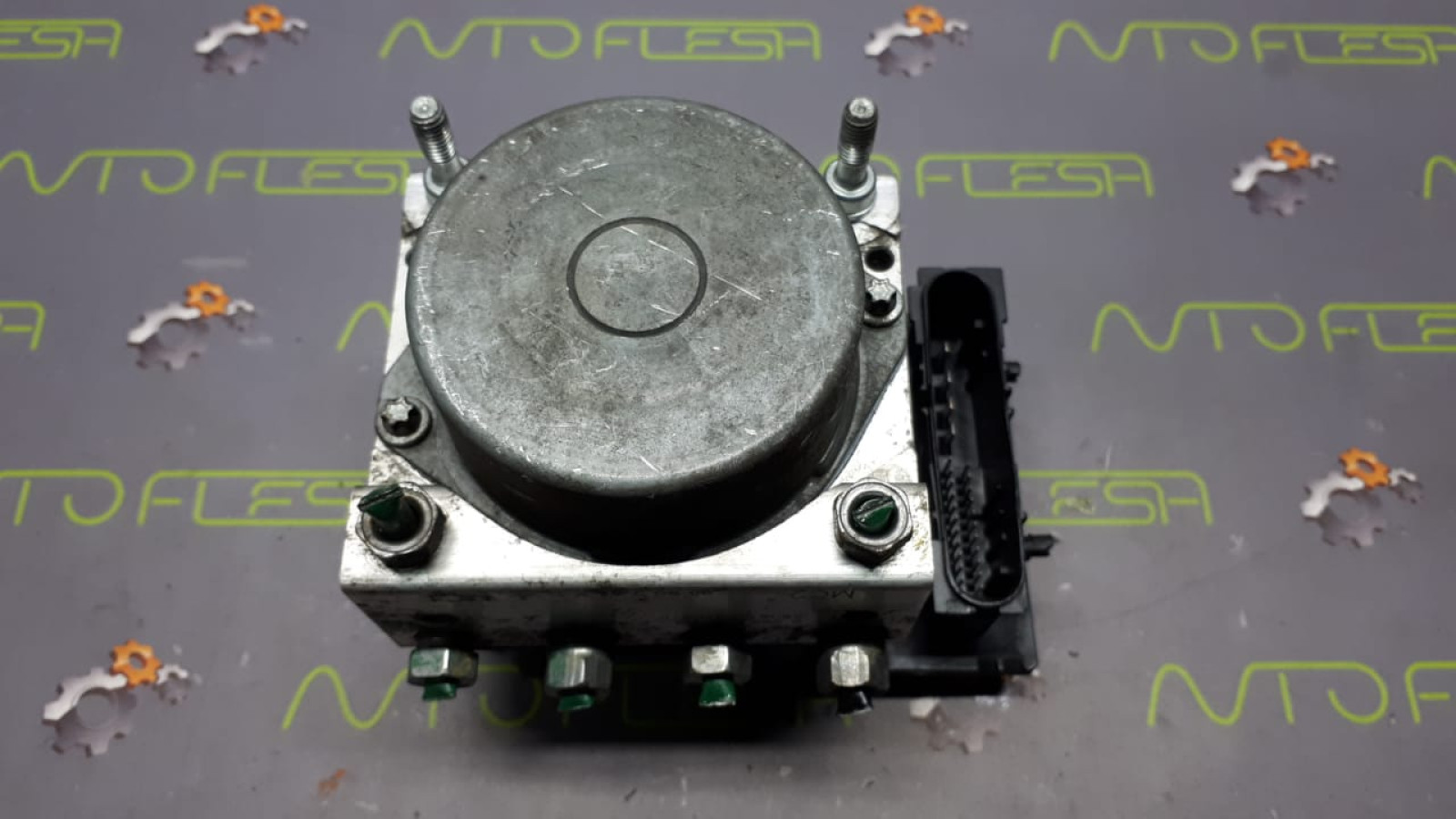 Б/у блок ABS (насос) 0265232110/ 8200756092 для Dacia Duster/ Logan/ Logan MCV