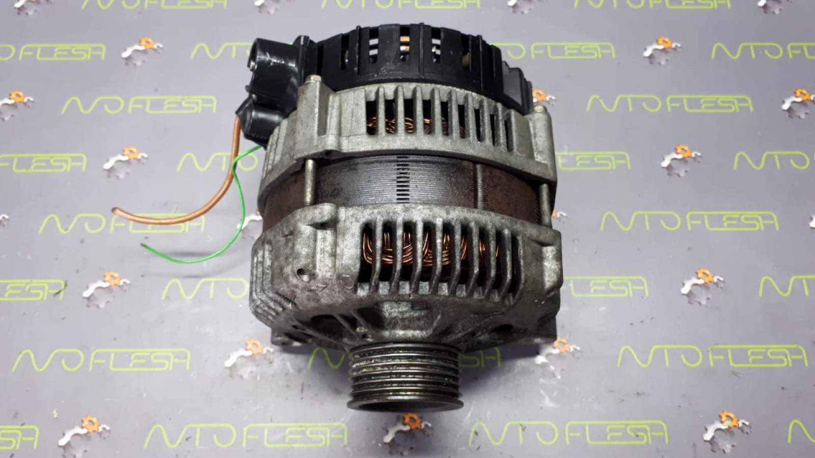 Б/у генератор 9635342080/ 2542228B Valeo для Citroen/ Fiat/ Lancia/ Peugeot/ Suzuki