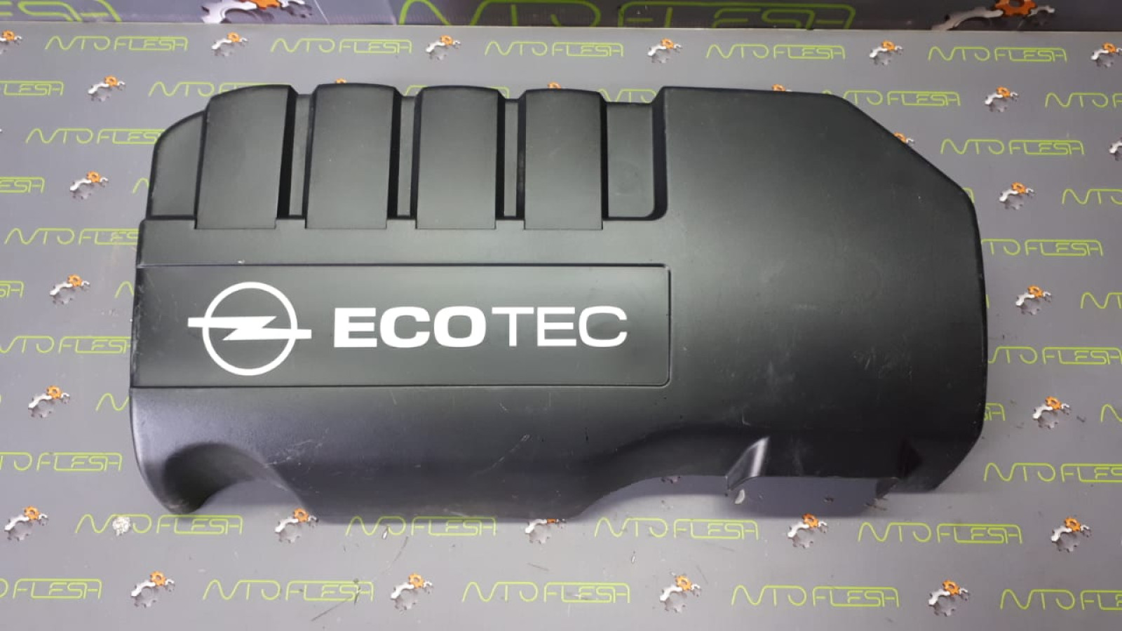Б/у крышка двигателя 55559813/ 330188061, 1.3 CDTi для Opel Astra H/ Combo/ Corsa C/ Meriva