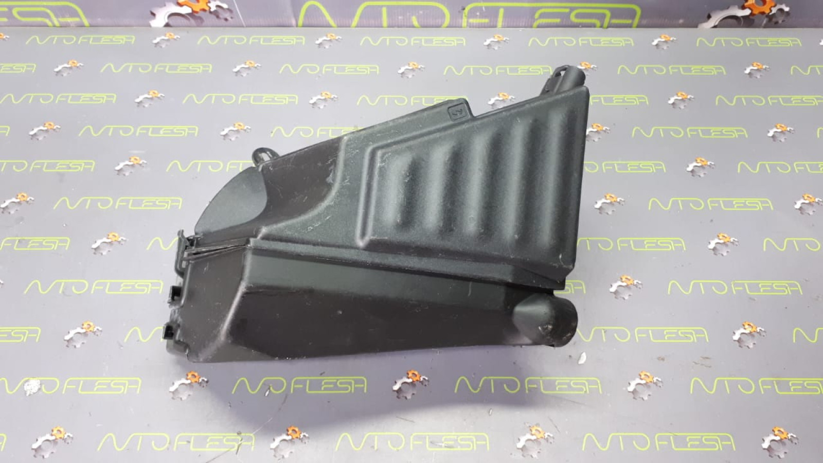 Б/у корпус предохранителей 7700413605/ 7700413608 для Renault Kangoo/ Symbol