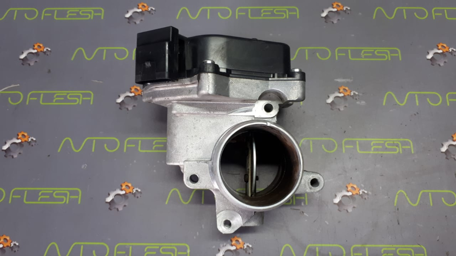 Б/у дроссельная заслонка 03G128063F для Audi/ Seat/ Skoda/ Volkswagen Б/у дроссельная заслонка 03G128063F для Audi/ Seat/ Skoda/ Volkswagen