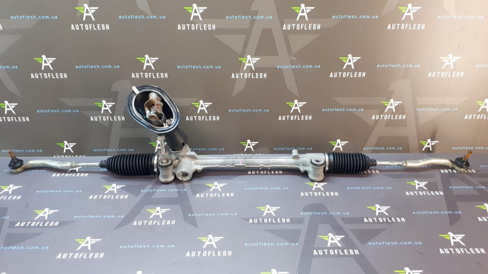 Б/у рулевая рейка в сборе 455000D280 для Toyota Yaris III