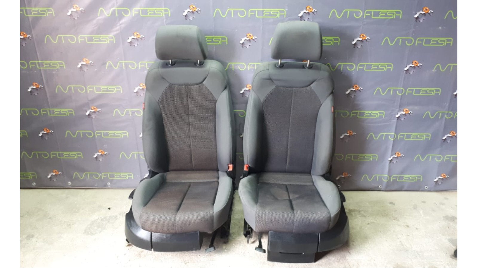 Б/у сиденья передние 1K4881106LS/ 1K4881105LS для Seat Leon
