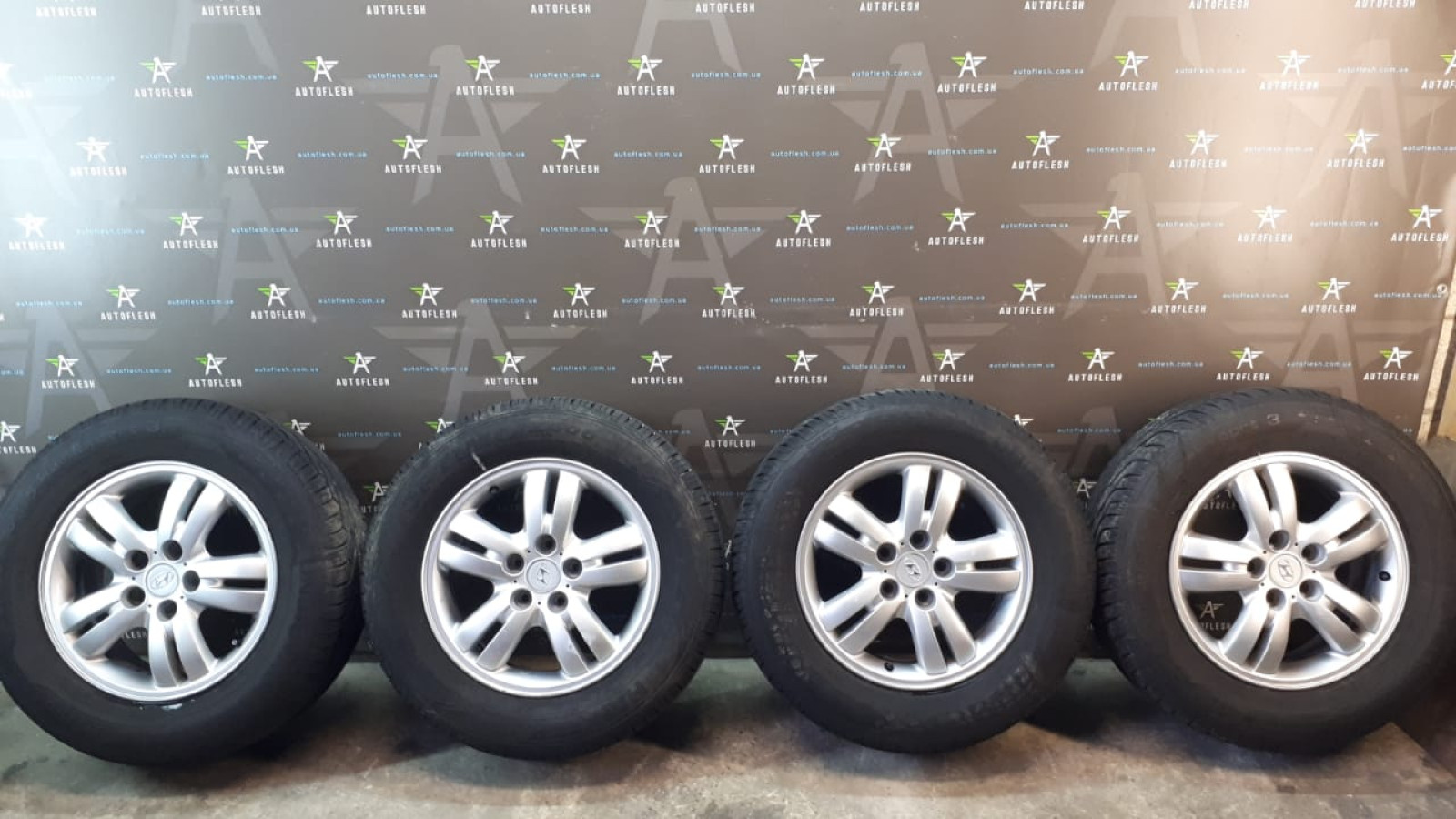 Б/у диски 529102E220/ R16, 6.5Jx16/ ET41, 5x114.3 для Hyundai Santa Fe, Tucson/ KIA Sportage