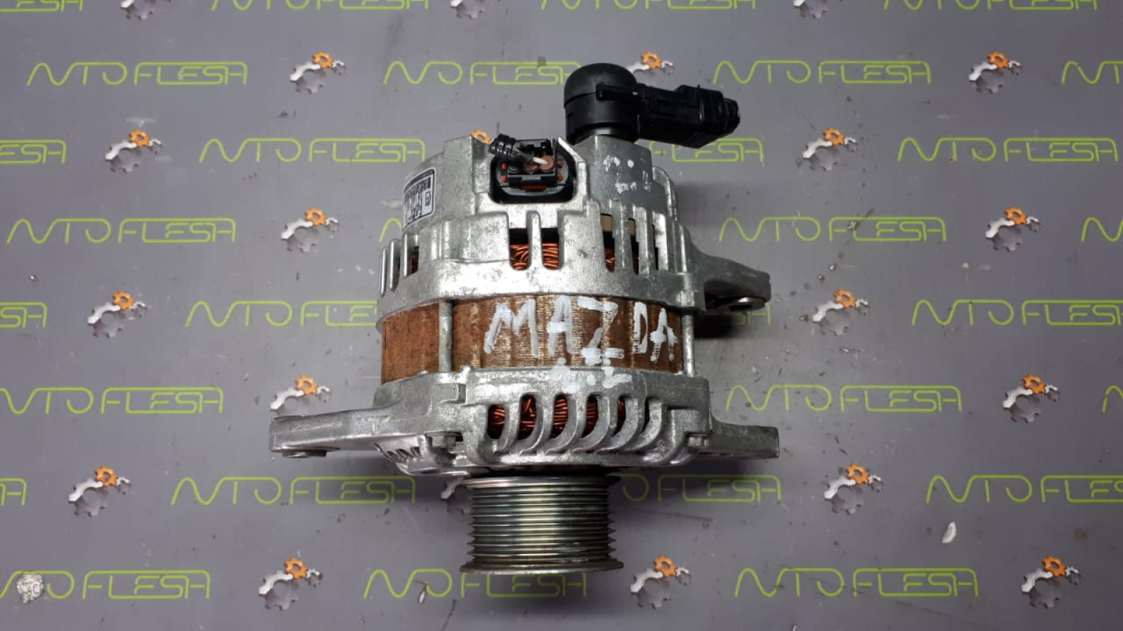 Б/у генератор A2TJ0681/ R2AA18300A для Mazda 3/ 6/ CX-7