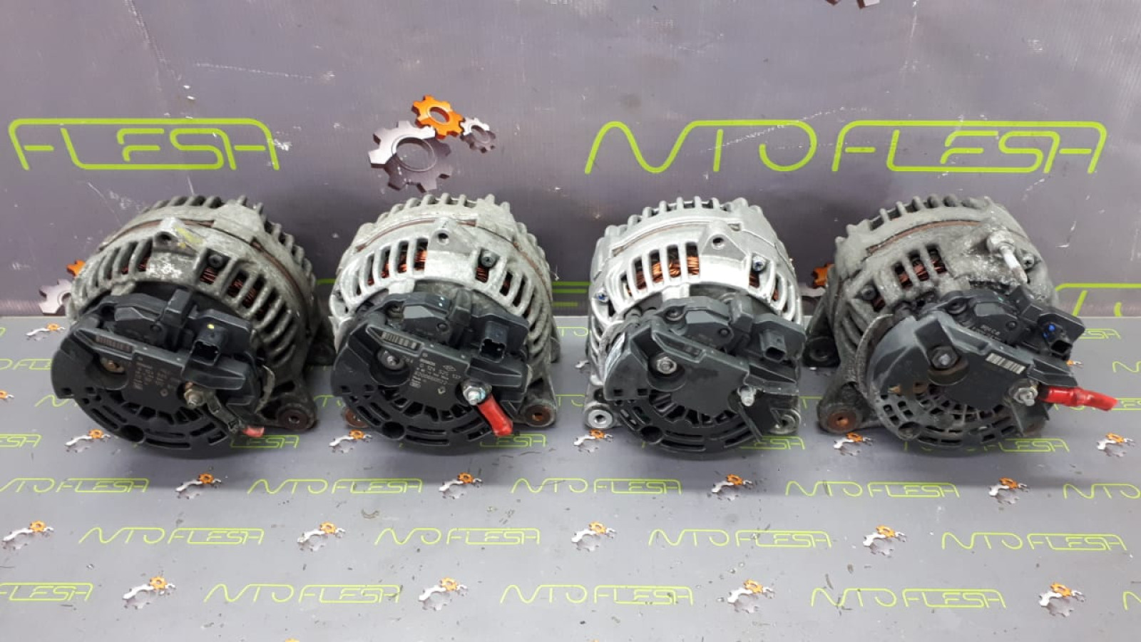 Б/у генератор 0124525028, 8200122976, 150A для Nissan Micra III/ Renault Clio II, Megane II, Scenic II