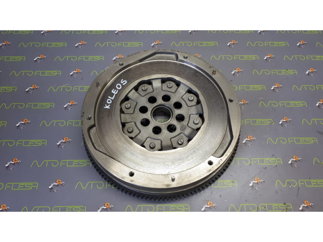 Б/у маховик демпферный 8200907206 2.0 dCi для Nissan/ Renault