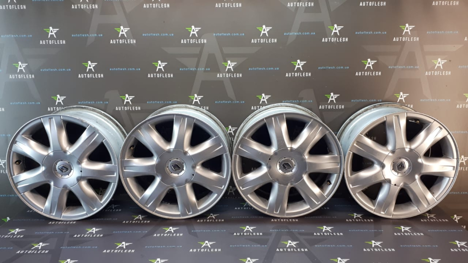 Б/у диски 403000035R, R16, 7Jx16/ ET47, 5х114.3 для Renault Laguna III/ Megane III/ Scenic III Б/у диски 403000035R, R16, 7Jx16/ ET47, 5х114.3 для Renault Laguna III/ Megane III/ Scenic III
