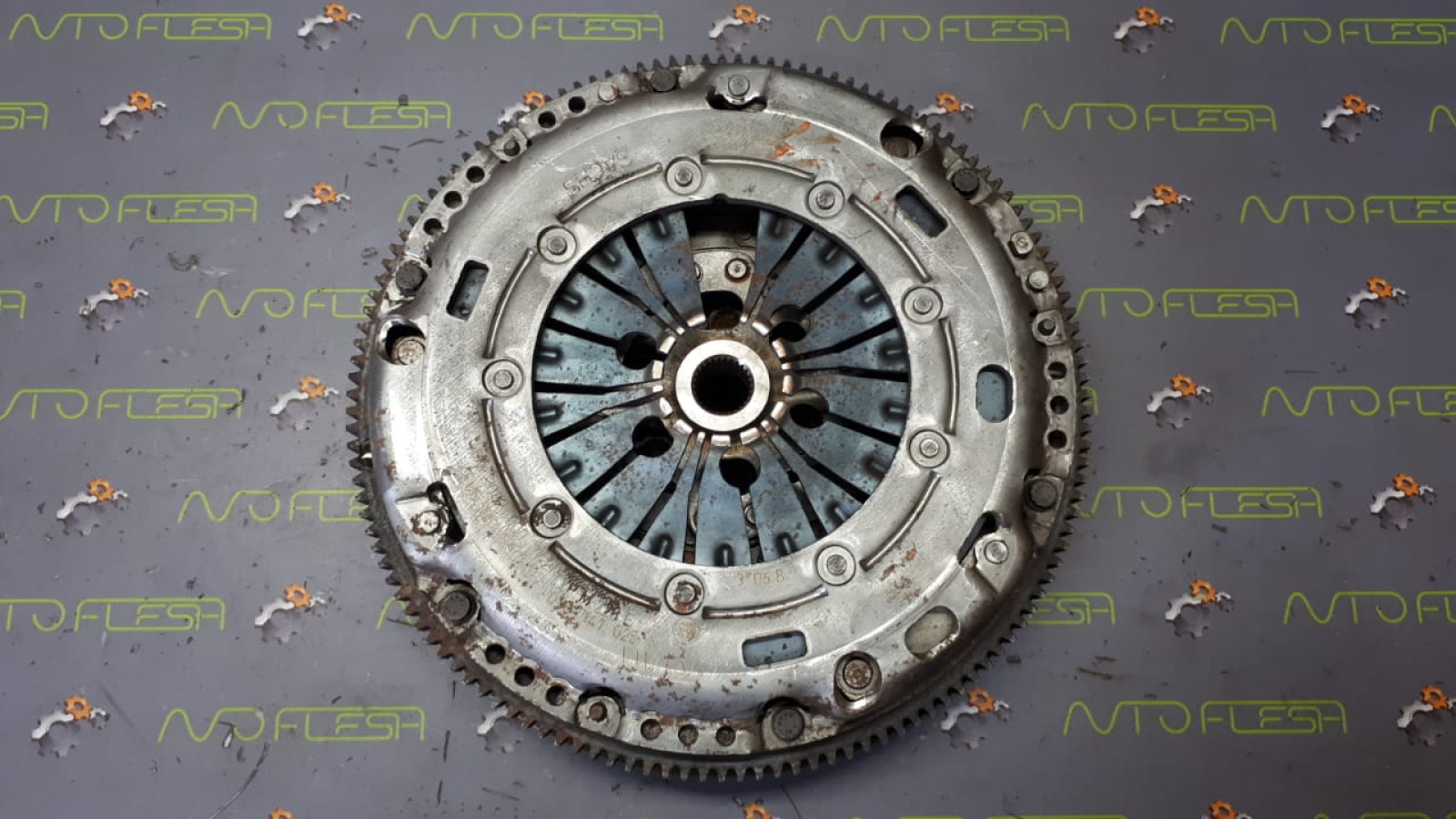 Б/у комплект сцепления 038141025N, 03G105266BM для Audi/ Seat/ Skoda/ Volkswagen