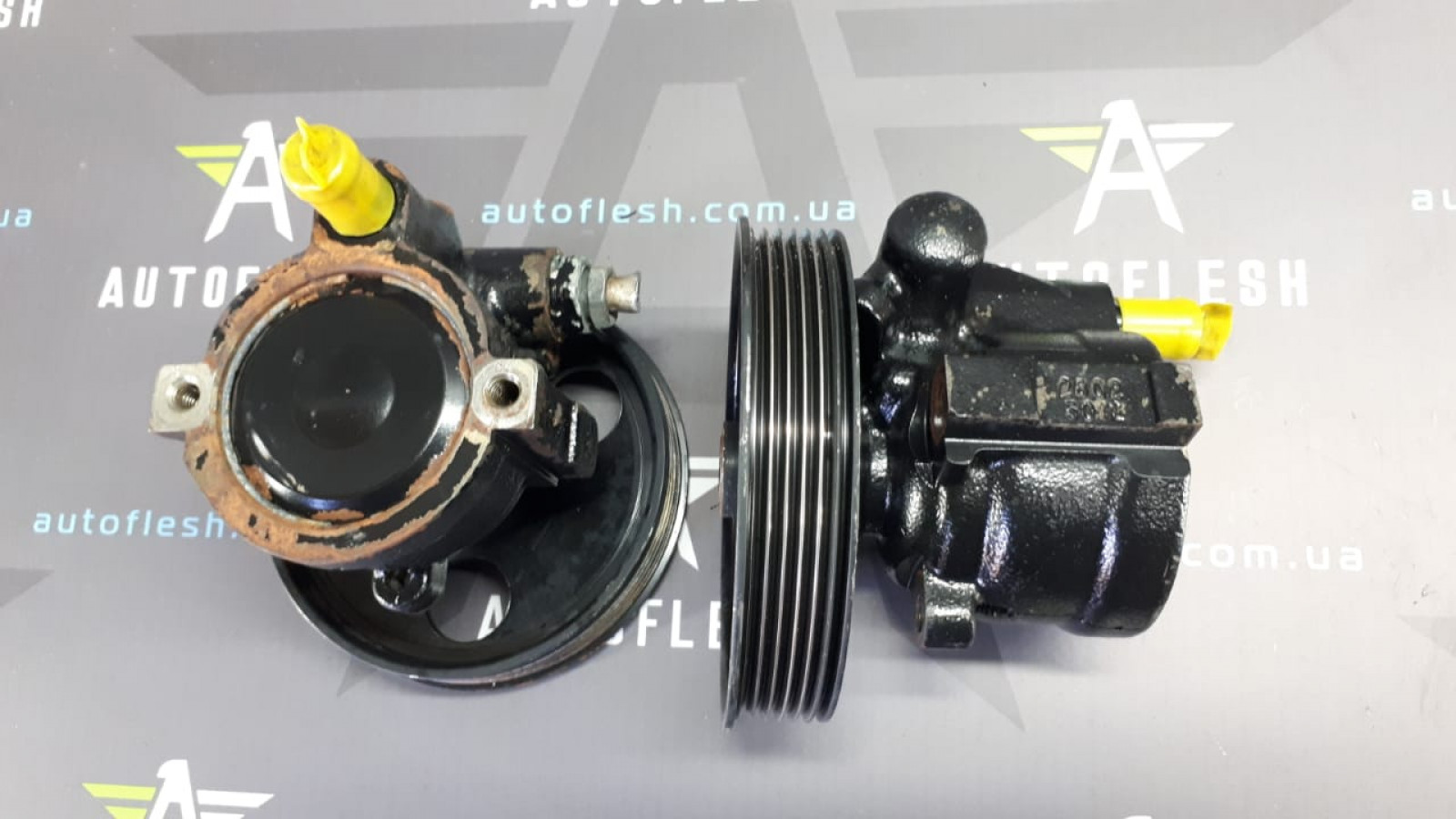Б/у насос гидроусилителя руля 7700431286, 8200246248 для Dacia/ Nissan Kubistar/ Renault