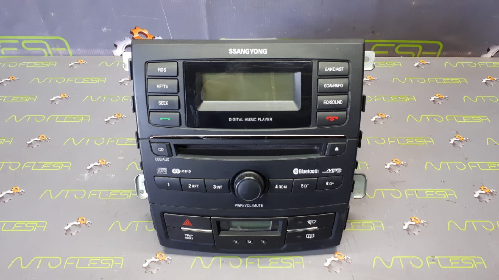 Б/у автомагнитола 97T4415300 для SsangYong Korando Б/у автомагнитола 97T4415300 для SsangYong Korando