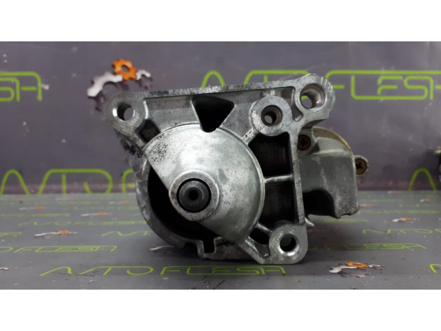 Б/у стартер 0001108186, 7700113207 для Renault / Volvo 340-360 Б/у стартер 0001108186, 7700113207 для Renault / Volvo 340-360