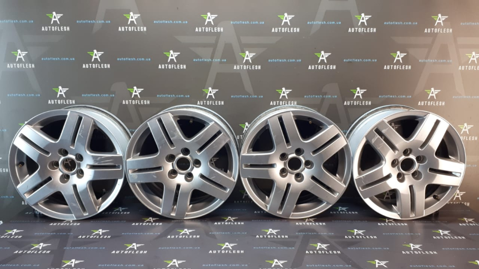 Б/у диски R15, 1J0601025Q, 6Jx15/ ET38, 5х100 для Audi/ Seat/ Skoda/ Volkswagen