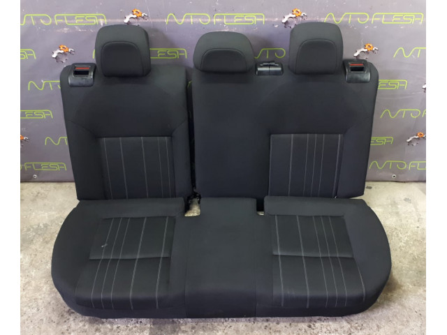 Б/у сиденья задние/ диван для Citroen C4 II Б/у сиденья задние/ диван для Citroen C4 II