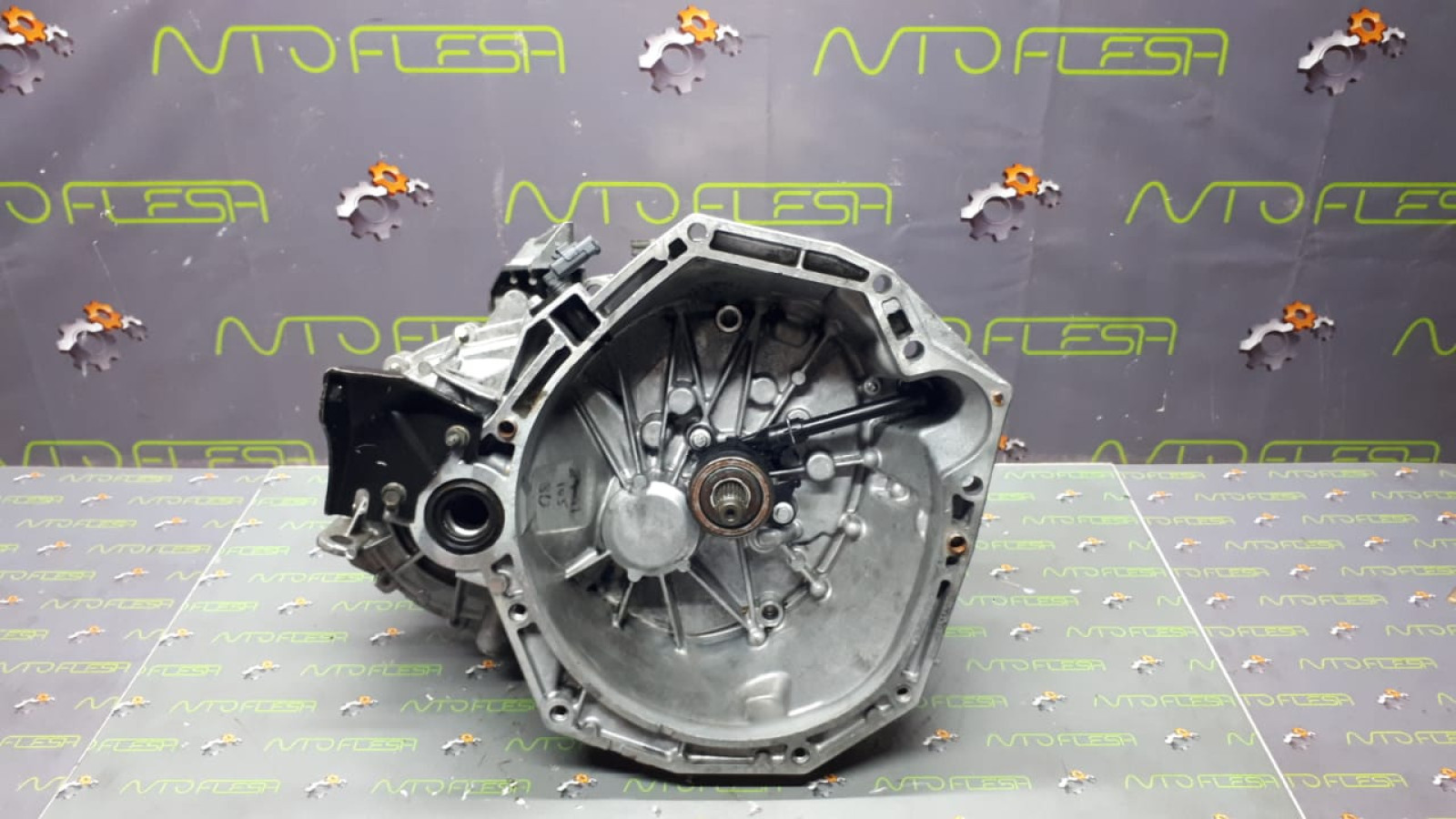 Б/у КПП/ МКПП TL4002, TL4A002, 1.5 dCi для Renault Clio III/ Megane II/ Modus/ Scenic II Б/у КПП/ МКПП TL4002, TL4A002, 1.5 dCi для Renault Clio III/ Megane II/ Modus/ Scenic II