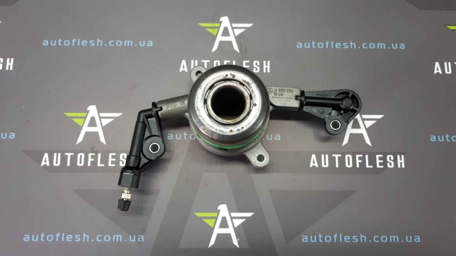 Б/у выжимной подшипник A0002541608 для Chrysler Crossfire/ Mercedes/ Volkswagen Crafter Б/у выжимной подшипник A0002541608 для Chrysler Crossfire/ Mercedes/ Volkswagen Crafter