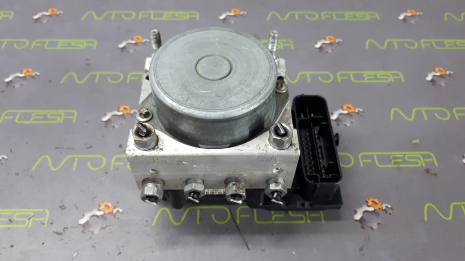 Б/у блок ABS 51798104, 0265232053, 0265800690 для Fiat Grande Punto Б/у блок ABS 51798104, 0265232053, 0265800690 для Fiat Grande Punto