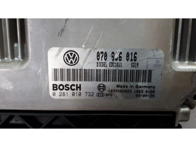 Б/у блок управления двигателем 0281010732/ 070906016 2.5 TDI Bosch для Volkswagen T5 Б/у блок управления двигателем 0281010732/ 070906016 2.5 TDI Bosch для Volkswagen T5