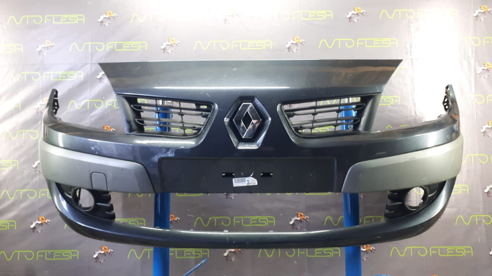 Б/у бампер передний в сборе для Renault Grand Scenic II/ Scenic II
