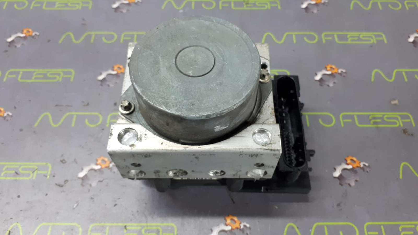 Б/у блок ABS 8200527390/ 0265231734, 0265800519 для Renault Grand Scenic II/ Megane II/ Scenic II Б/у блок ABS 8200527390/ 0265231734, 0265800519 для Renault Grand Scenic II/ Megane II/ Scenic II