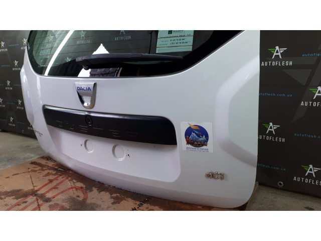Б/у крышка багажника в сборе/ ляда/ задняя дверь OV369 для Dacia Duster Б/у крышка багажника в сборе/ ляда/ задняя дверь OV369 для Dacia Duster