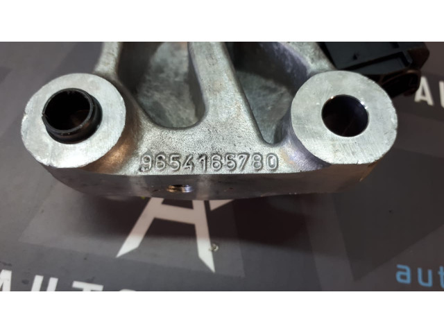 Б/у кронштейн двигателя правый 9654165780 для Citroen/ MINI/ Peugeot Б/у кронштейн двигателя правый 9654165780 для Citroen/ MINI/ Peugeot