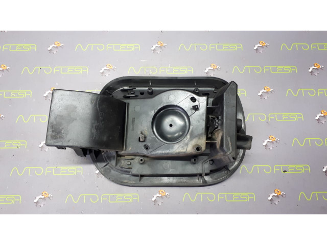 Б/у лючок бензобака в сборе 788300002R, 781200002R для Renault Laguna III Grandtour Б/у лючок бензобака в сборе 788300002R, 781200002R для Renault Laguna III Grandtour