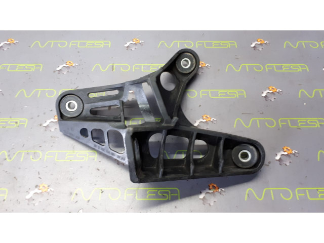 Б/у кронштейн крепления троса КПП 1K0711789G для Audi/ Seat/ Skoda/ Volkswagen Б/у кронштейн крепления троса КПП 1K0711789G для Audi/ Seat/ Skoda/ Volkswagen
