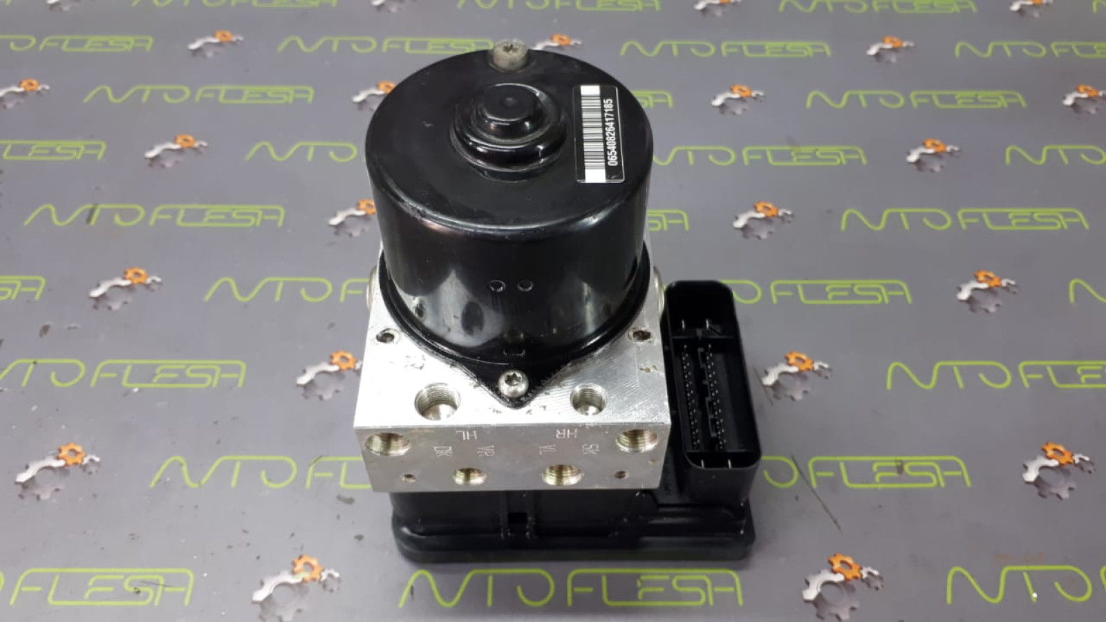 Б/у блок ABS GM 13246535 для Opel Astra H/ Zafira B Б/у блок ABS GM 13246535 для Opel Astra H/ Zafira B