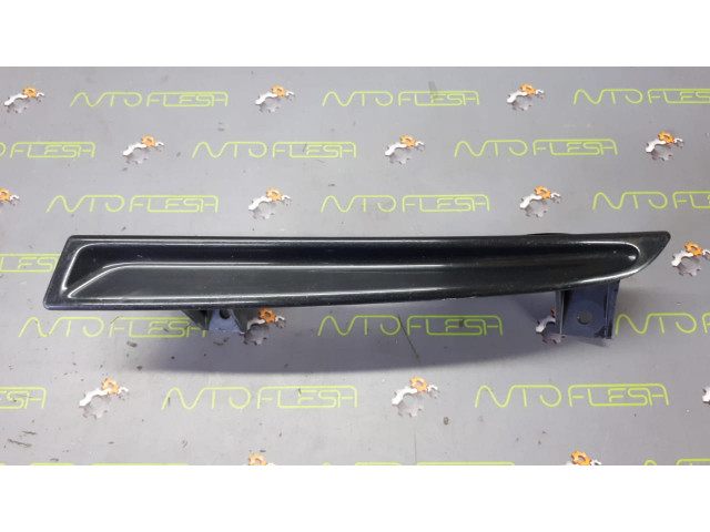 Б/у молдинг переднего бампера правый 601989109R, 601980601R для Renault Megane III