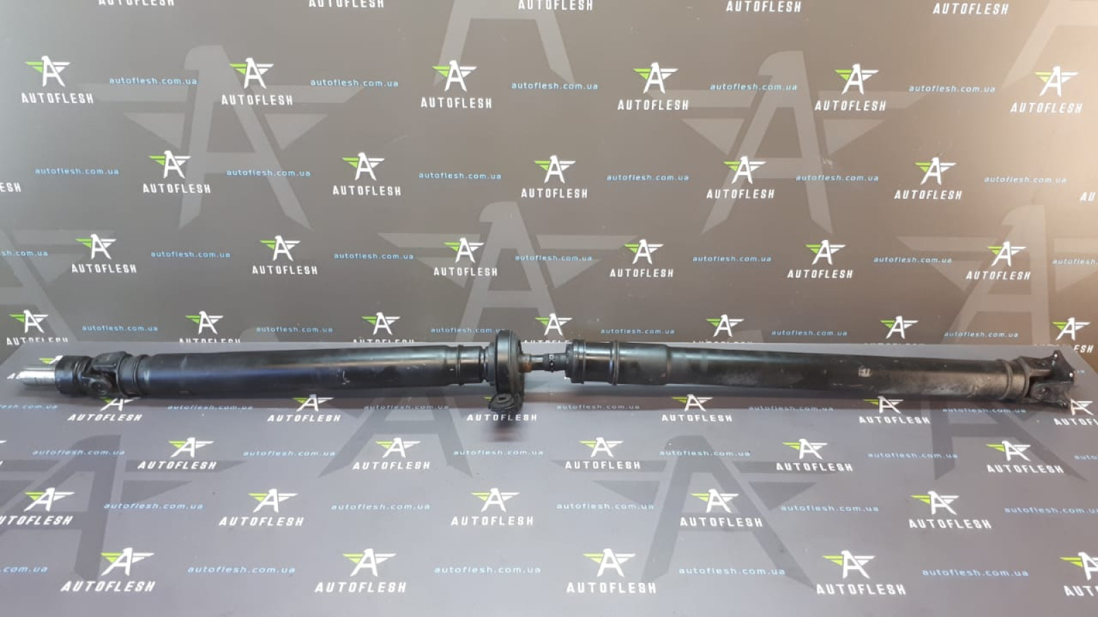 Б/у карданный вал в сборе/ кардан 27111SC030 для Subaru Forester III
