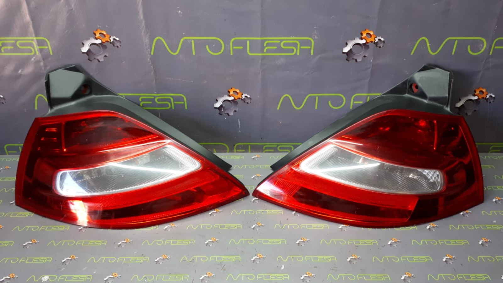 Б/у фонарь задний 8200413214/ 8200413216 для Renault Megane II