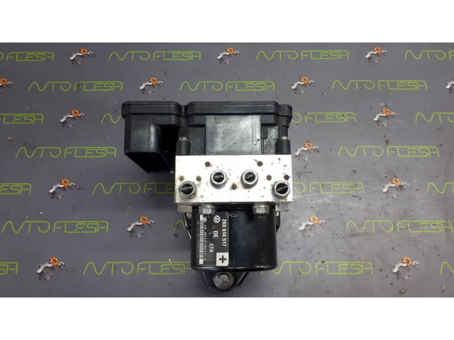 Б/у блок ABS 2K0614517, 2K0907379C для Volkswagen Caddy 4x4, 4motion Б/у блок ABS 2K0614517, 2K0907379C для Volkswagen Caddy 4x4, 4motion