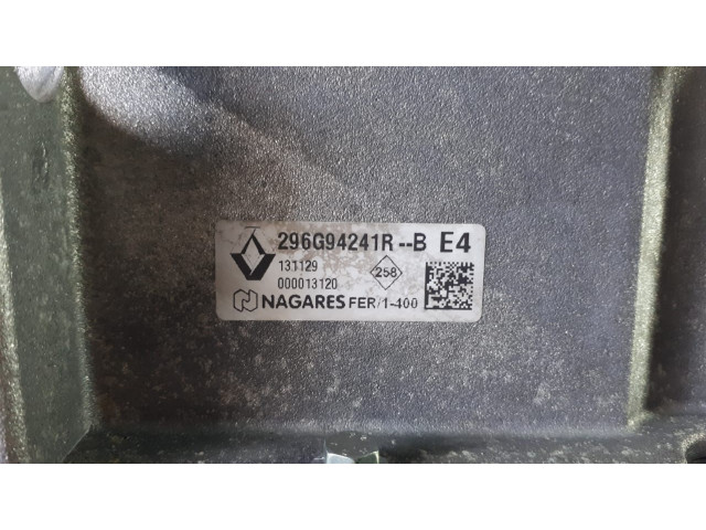 Б/у инвертор/ преобразователь 296G93751R, 296G94241R, 60KW для Renault Zoe Б/у инвертор/ преобразователь 296G93751R, 296G94241R, 60KW для Renault Zoe