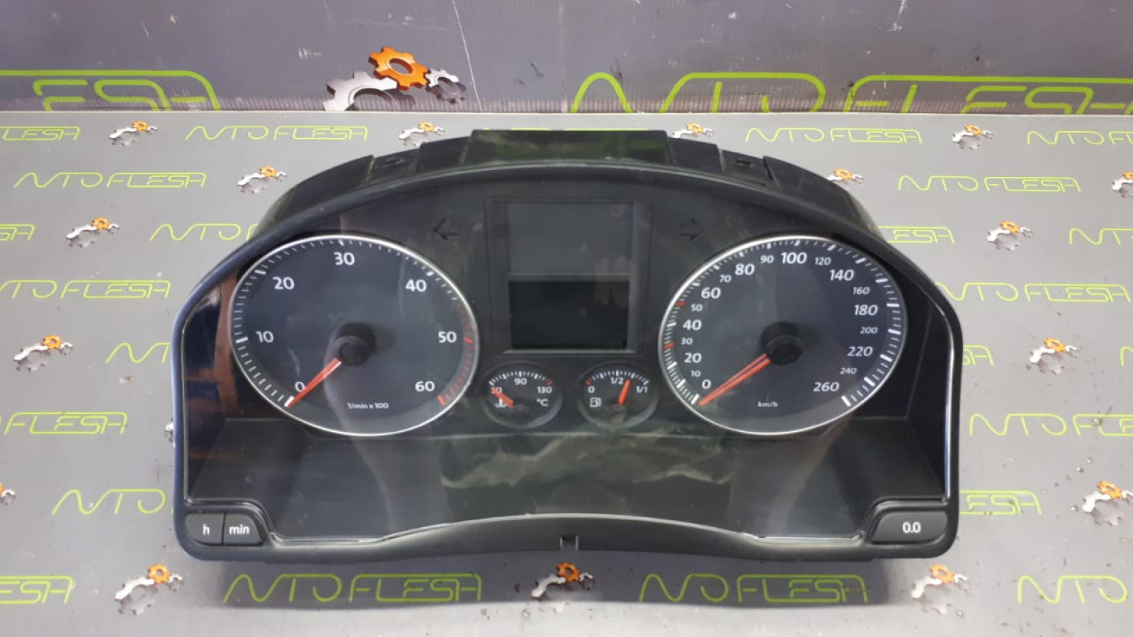 Б/у панель приборов 1K0920864BX, A2C53023102 для Volkswagen Б/у панель приборов 1K0920864BX, A2C53023102 для Volkswagen