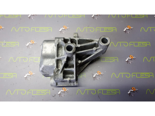 Б/у кронштейн насоса ГУР 7700875690 1.9 для Renault Clio II/ Kangoo/ Megane I/ Scenic I/ Trafic I Б/у кронштейн насоса ГУР 7700875690 1.9 для Renault Clio II/ Kangoo/ Megane I/ Scenic I/ Trafic I